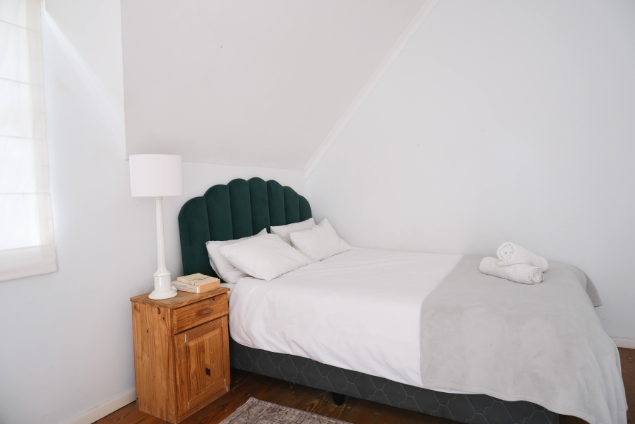 To Let 4 Bedroom Property for Rent in Bokkemanskloof Western Cape